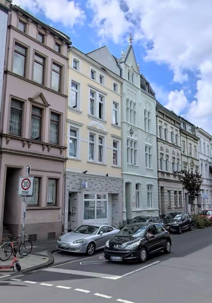 *Vollständig leerstehendes Mehrfamilienhaus mit Garten in Bonn!*
